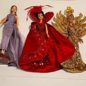 3 gorgeous Barbies